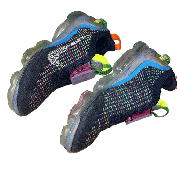 NIKE VaporMax Mid-Top Women’s Running Shoe, Size 8 - Picture 5 of 15